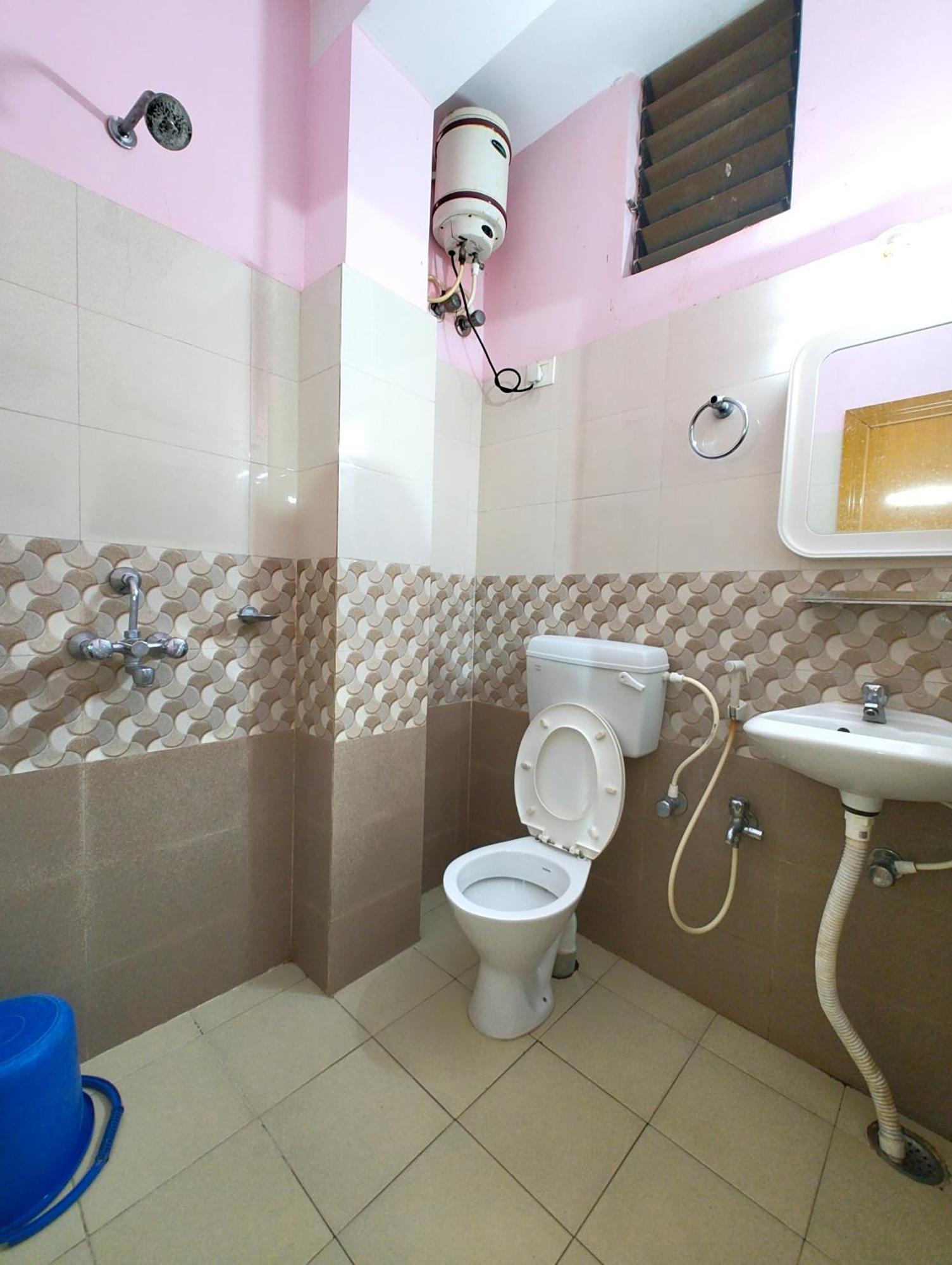 Goroomgo Planet 9 Near Sea Beach - Excellent Customer Choice- Best Seller Hotel