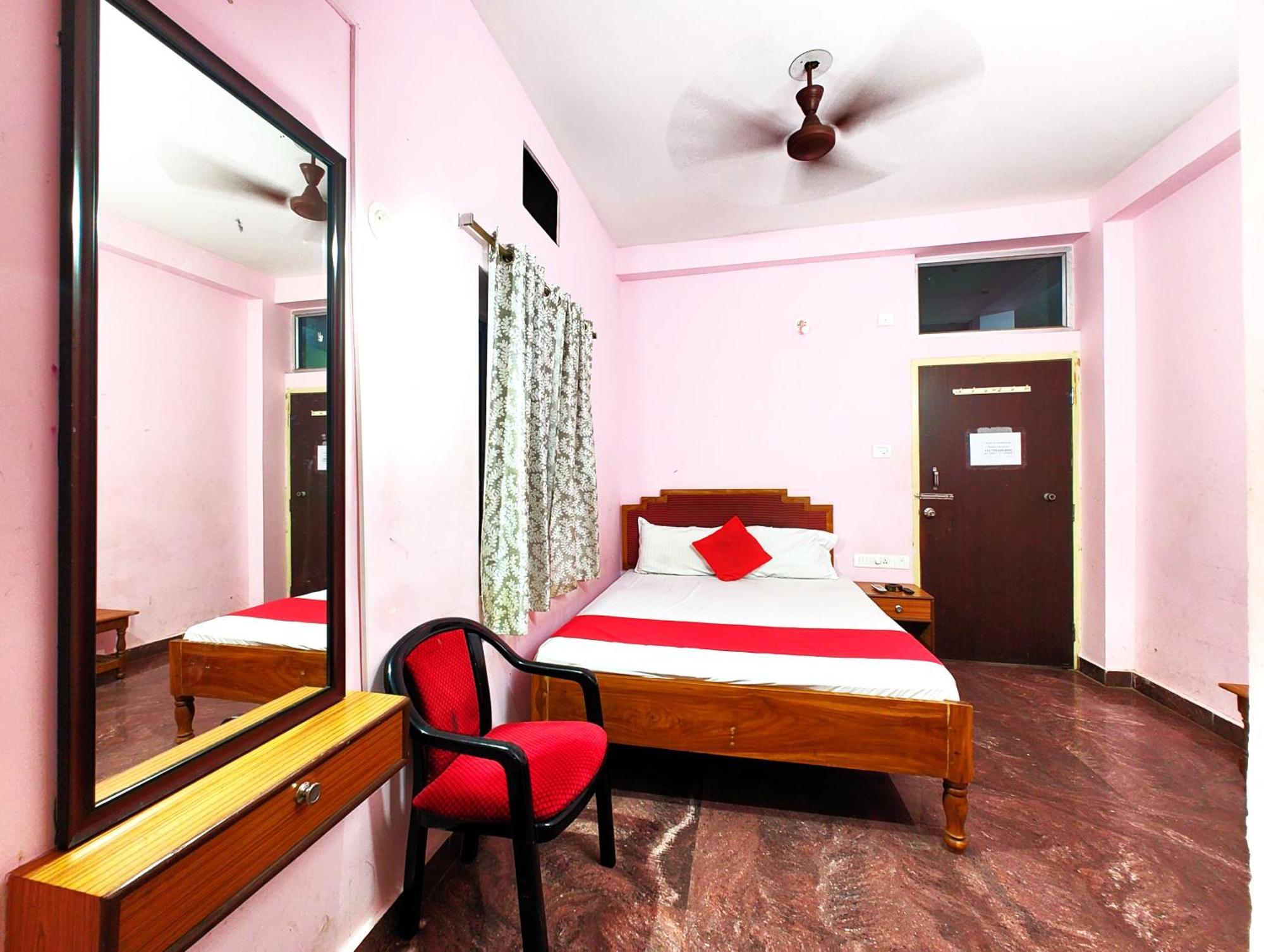 Goroomgo Planet 9 Near Sea Beach - Excellent Customer Choice- Best Seller Hotel